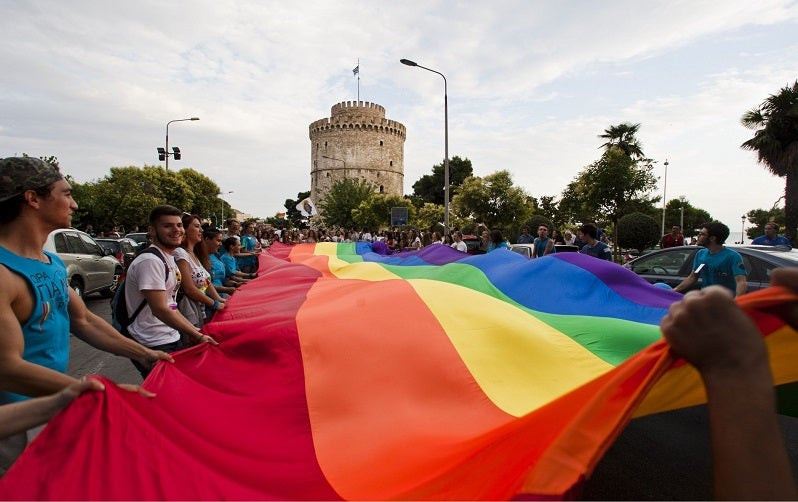 Επίκαιρο όσο ποτέ: Έλληνας καθηγητής καταρρίπτει όλη την προπαγάνδα για τους ομοφυλόφιλους – Δείτε πως αποδομεί τους νεοταξίτες και μιλά για γενοκτονία!(βίντεο)